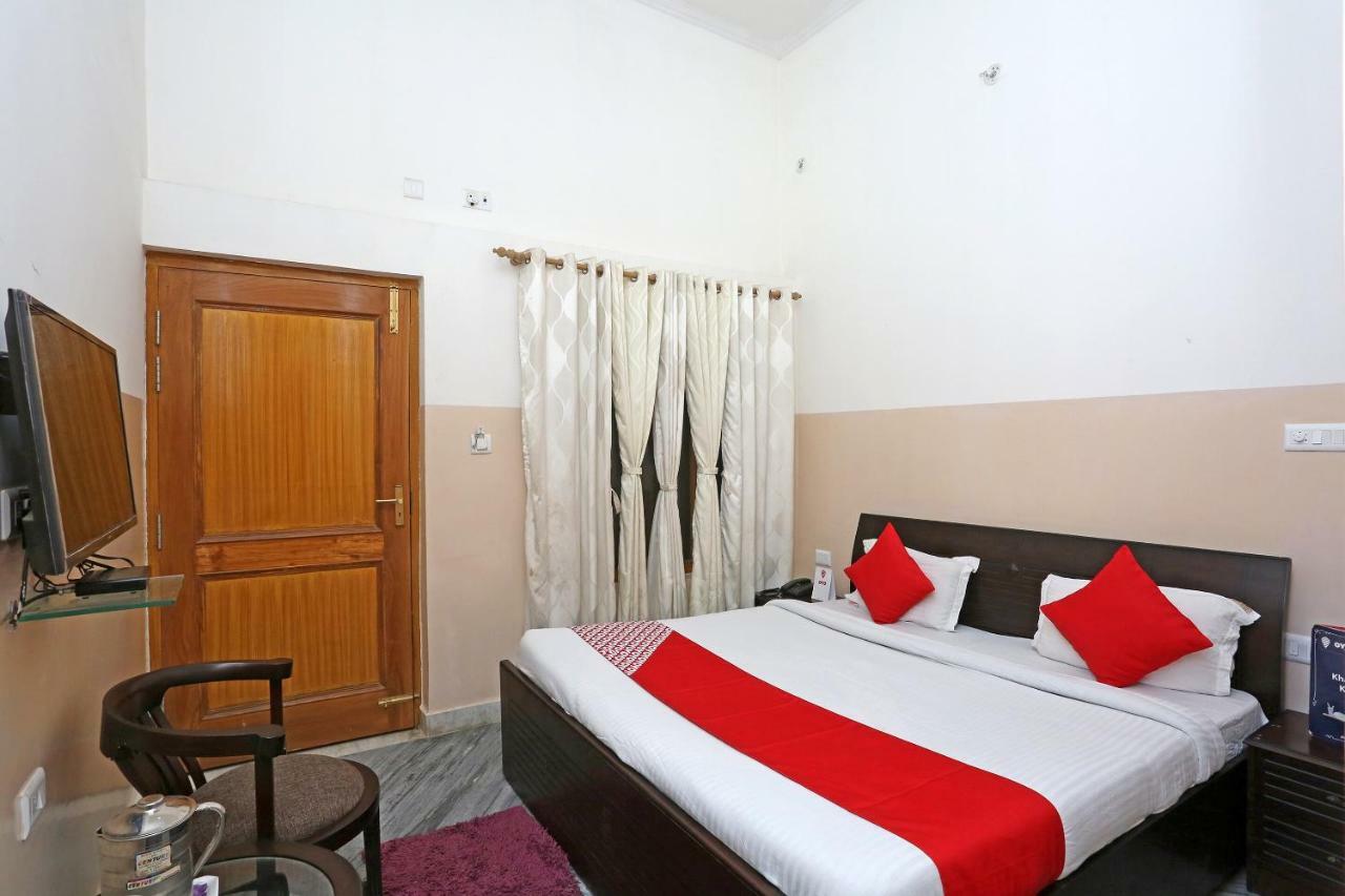 Oyo 19638 Hotel Jay Continental Almora Exteriör bild